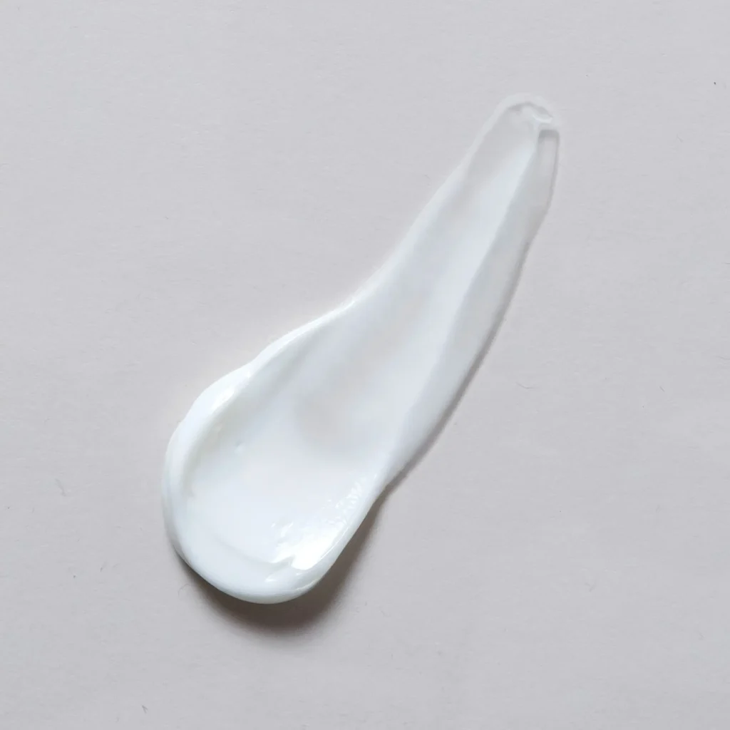 Hydrating Moisturizer texture smear