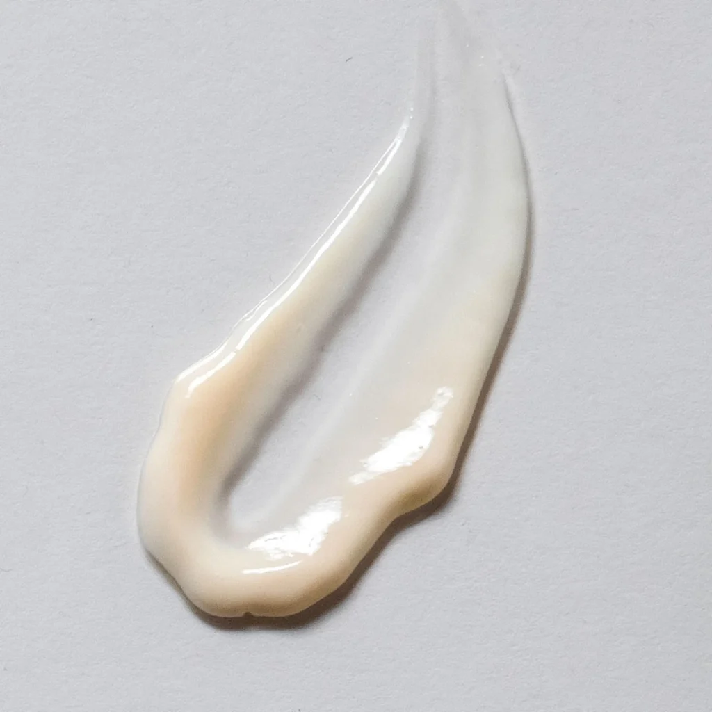Tri-Peptide Eye Cream texture smear