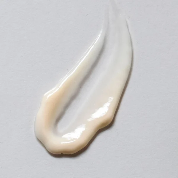 Tri-Peptide Eye Cream texture smear