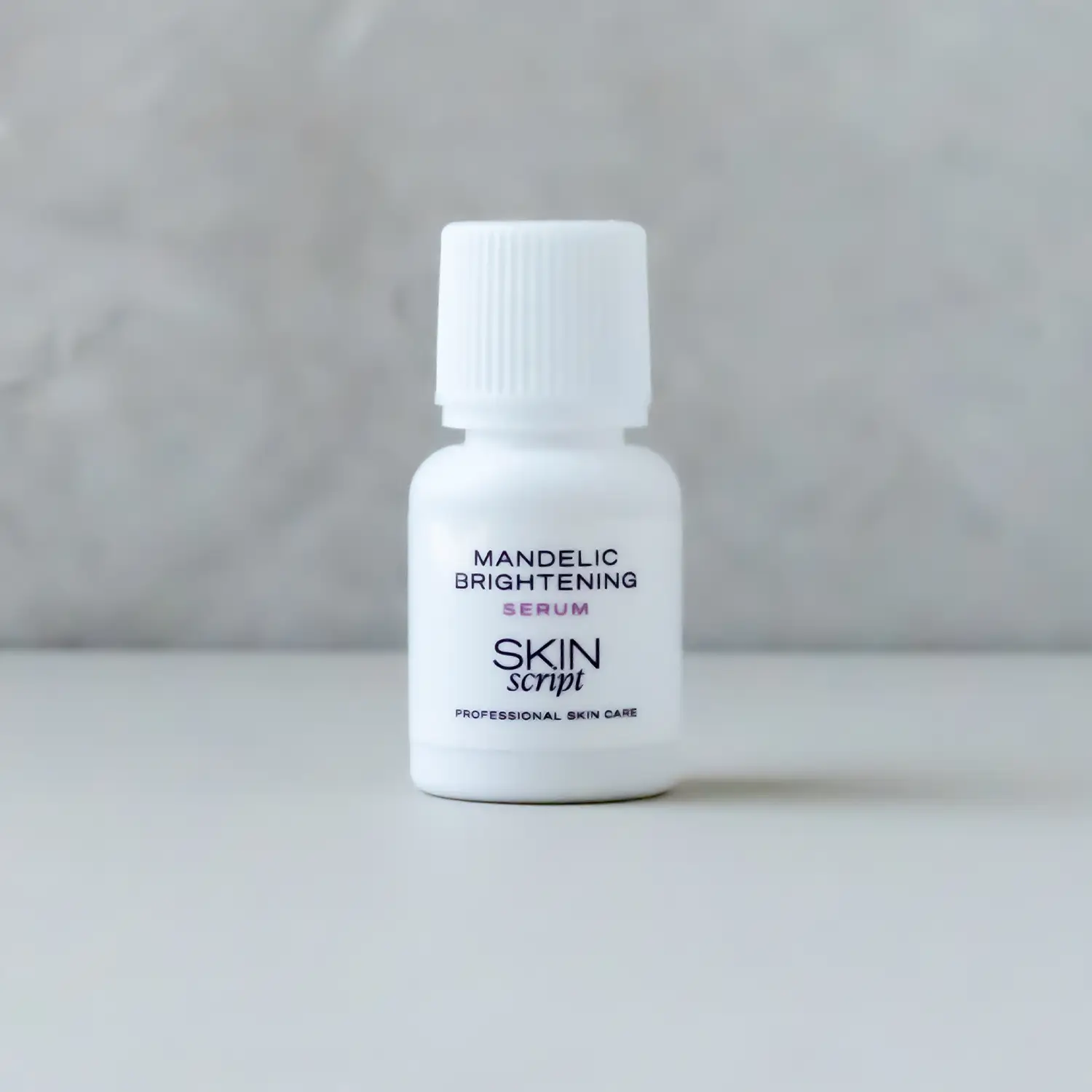 Mandelic Brightening Serum sample bottle